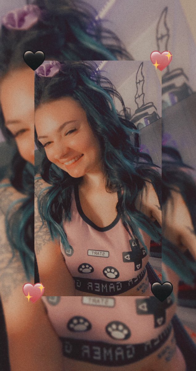 CallieLynn69's tweet photo. Come join my onlyfans and see all my gaming content, girl girl content, and solo content 😮 I’ll even give my discord out for half off to those who join 😮😈 https://t.co/6a55Y3WPzt