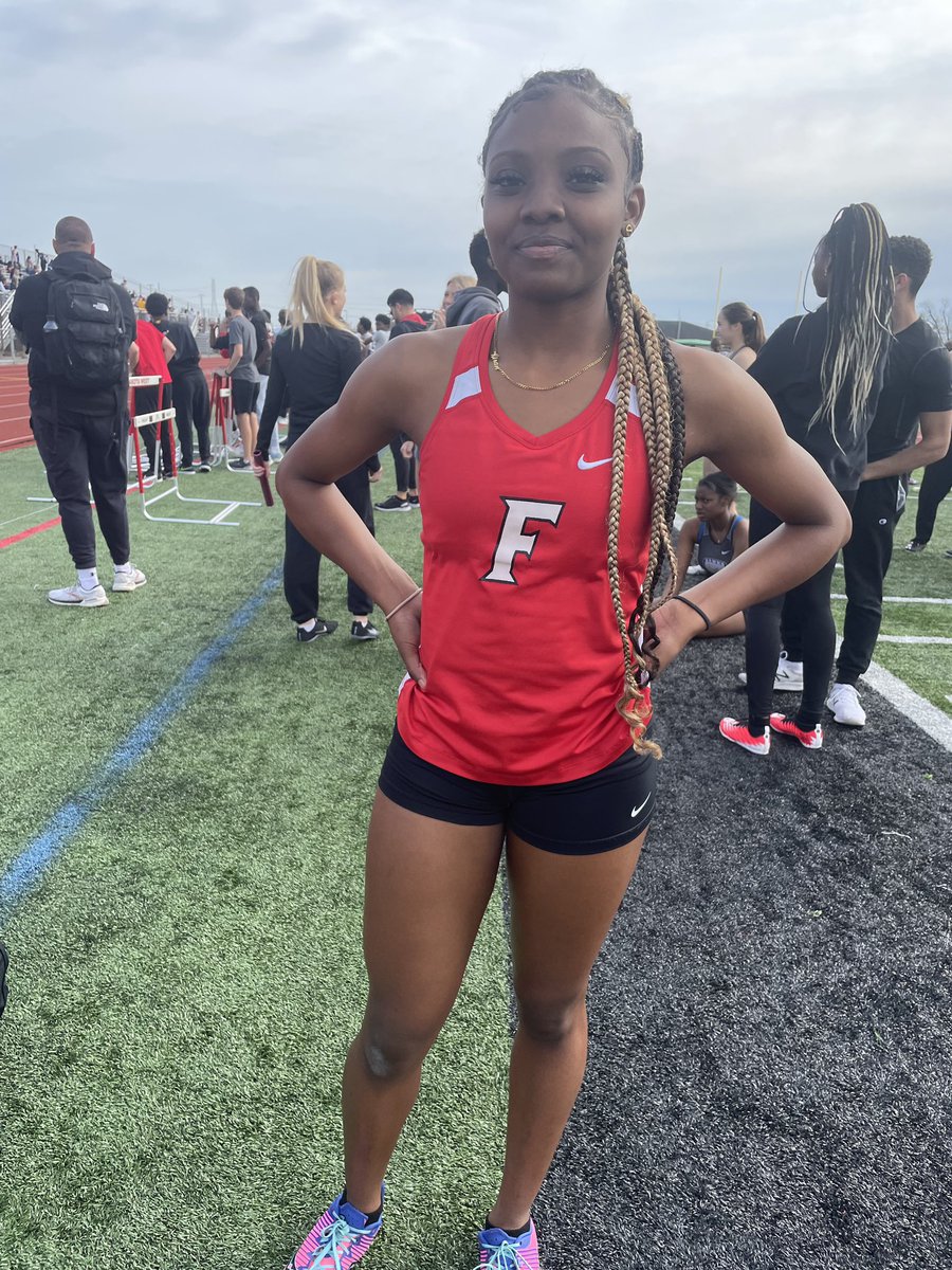 FHS_track_field's tweet photo. Jada Irwin is the girls 100 meter dash champion 🥇 at the Lakota West Invitational!!! #OneTribe https://t.co/TjFHgDl9Wz