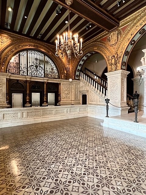 ASUfacilities's tweet image. Fresh images in from Cali. Congrats to @ASU team and our collaborators on restoring the Herald Examiner Building in LA to its original splendor! Historic lobby gives off 1914 vibes.

@asuevpcfo @gensler_design @MATTconstructCA @ASUinCA @CronkiteNewsLA @ASU_filmschool @downtown_la
