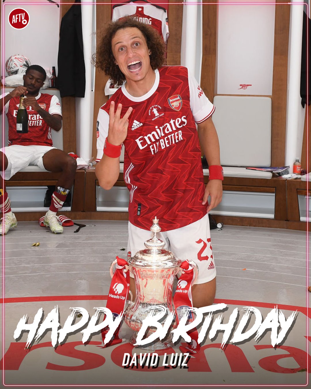 Happy birthday, David Luiz!    