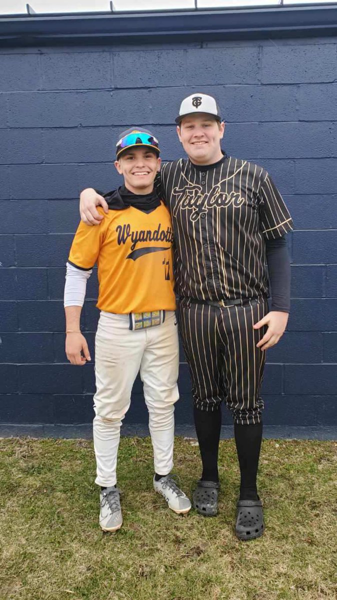 18U Johnson tweet media