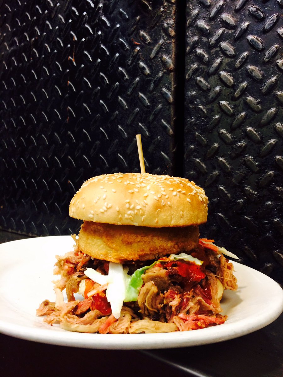 Hayward's Pit BBQ tweet media