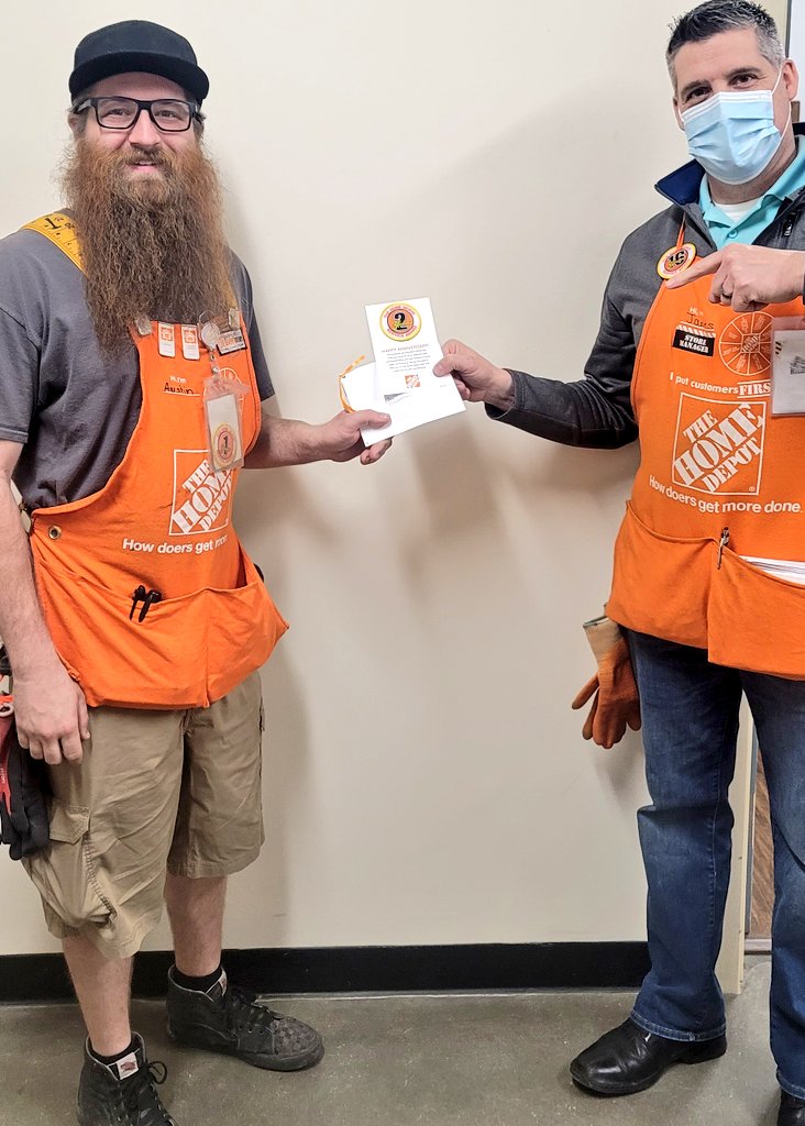 Austin celebrating 2 years at <a href="/4172theU/">Uniontown Home Depot</a> with Store Manager <a href="/4172james/">4172 James</a> 

#SteelCitySquad #D170
<a href="/VanessaTHD170/">Vanessa Richmond</a> <a href="/Millaya/">Jeremy Millay</a>