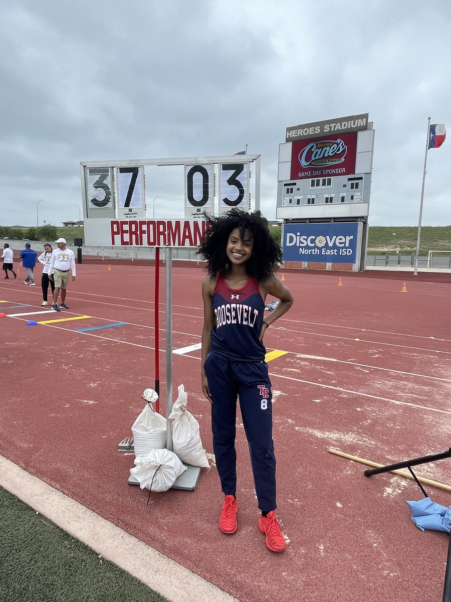 Roosevelt Girls Track & Field tweet media