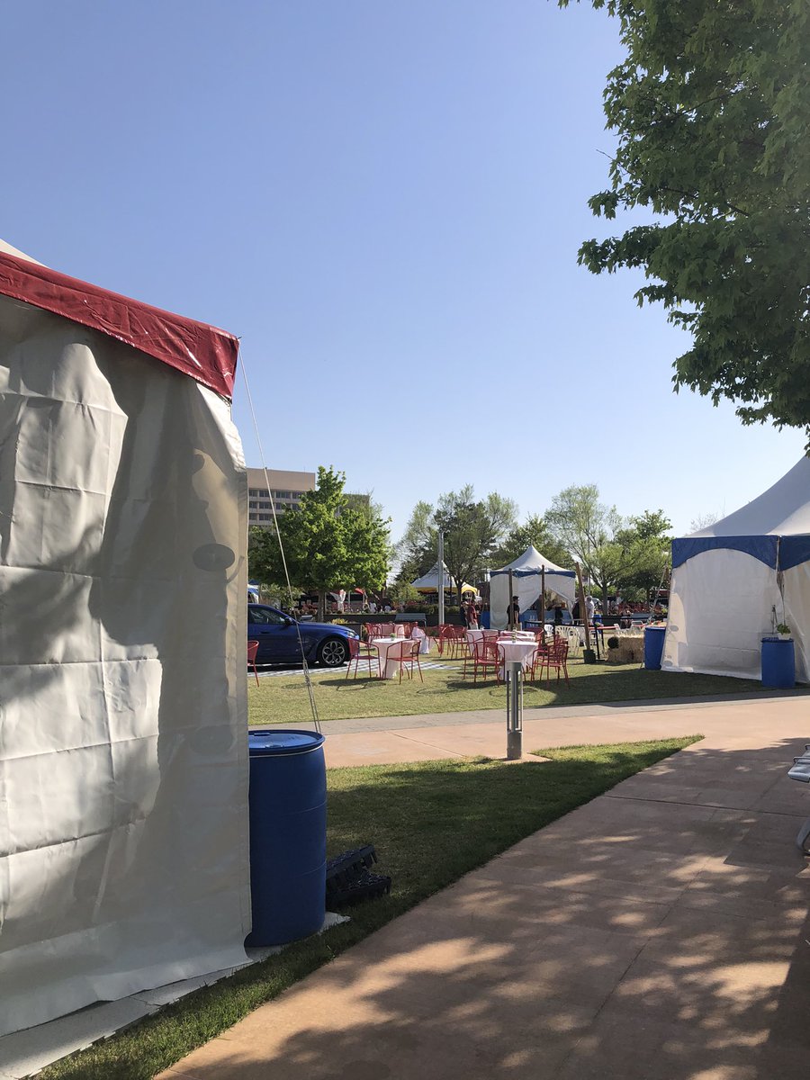 jmnance's tweet photo. Enjoying my volunteer shift at #okcfa with @keepOKbeautiful staff! Come see us! #imthesweatyone https://t.co/uSucGKV781