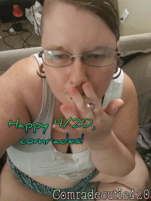 Happy 4/20, comrades! OF is still only $3! Treat yourself! https://t.co/VsBNQxjKyq #onlyfans  #bbwbooty