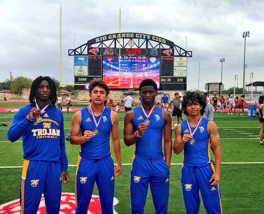 CC Moody Boys Track tweet media