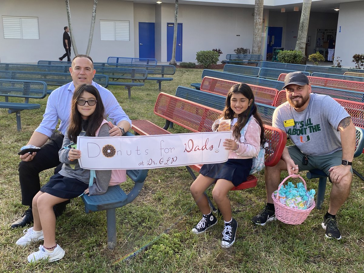 GilbertPorterES's tweet photo. We want to thank all our dads, grandfathers, uncles, and father figures who attend our Fathers in Action/Donuts with Dad. A special thanks to our PTA for sponsoring and helping with the event. #fathersinaction #glpptarocks @mdcpssouth @mdcpscommunity https://t.co/O58aPcf4wD