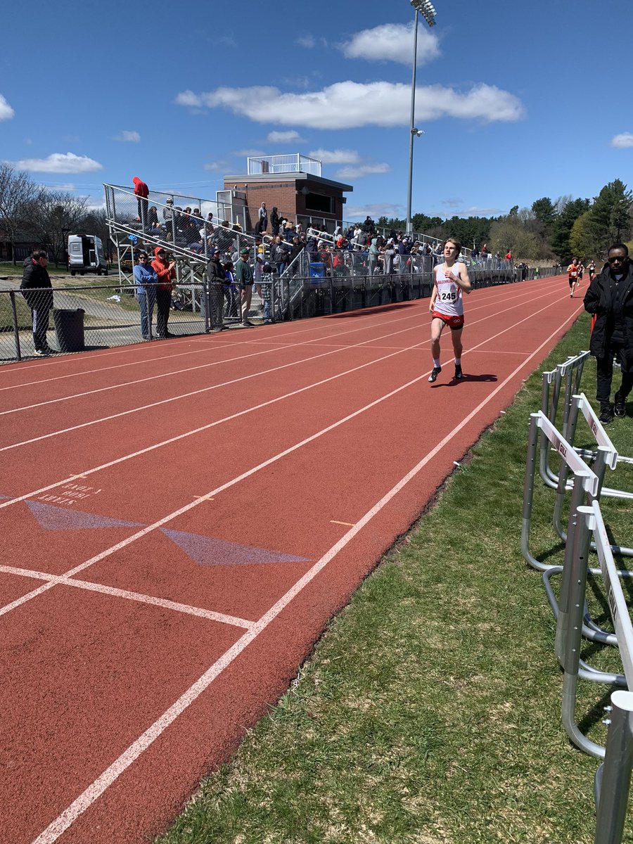 MascoBoysTrack's tweet photo. James Toleos was a triple winner against Saugus. Here winning the 800m. He also won the javelin and run the opening leg of the winning 4x400m relay. https://t.co/Ji3psto0S5