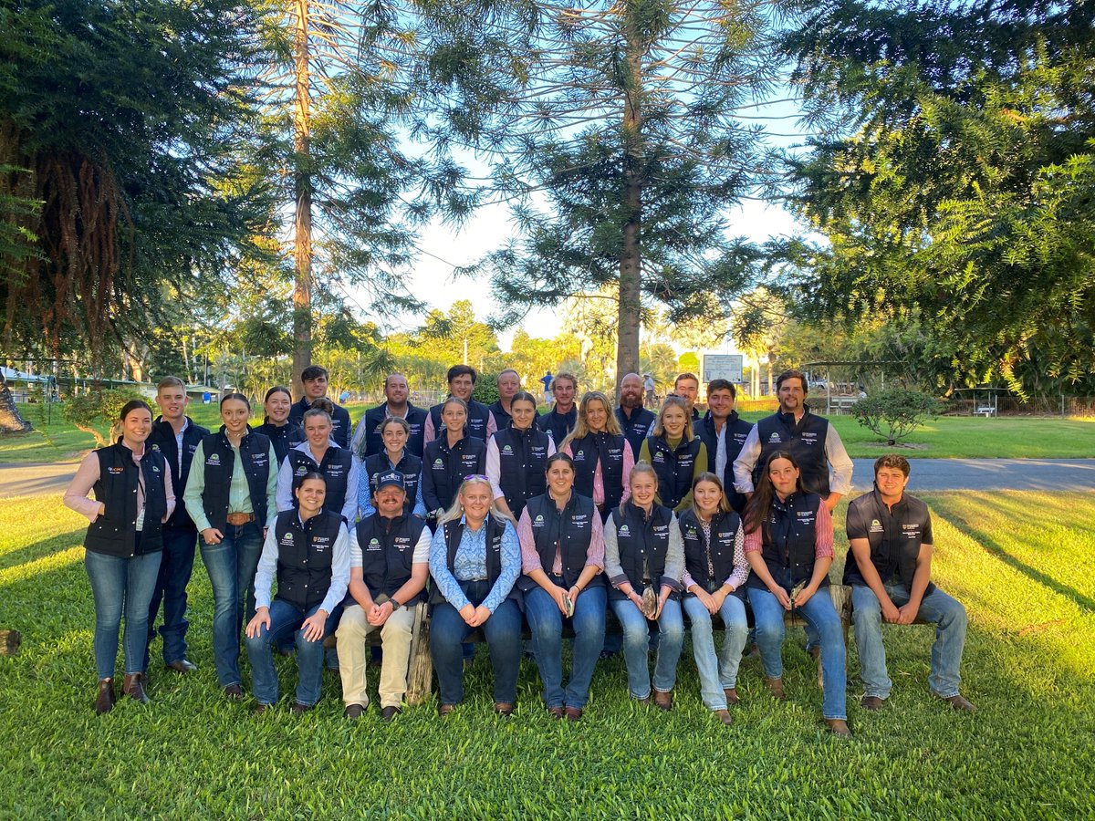 ACCbeef's tweet photo. ACC's training coordinator Tony Kickert and R&D project officer Rebecca Bennett are at the Northern @ausmeatjudging. ACC is also the major sponsor for the UQ meat judging team. CU@ the Careers Expo tonight #beef #meat #meatindustry #meatprocessing #agcareers #beefjobs #agjobs https://t.co/Y2TGlxJoVQ