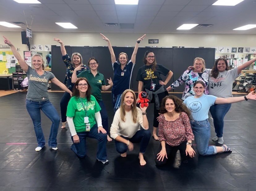 DeLand High Renaissance tweet media