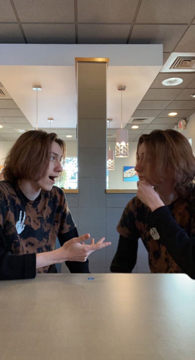 voteevin's tweet photo. having lunch with the realest one i know https://t.co/S7XdmO2uaH