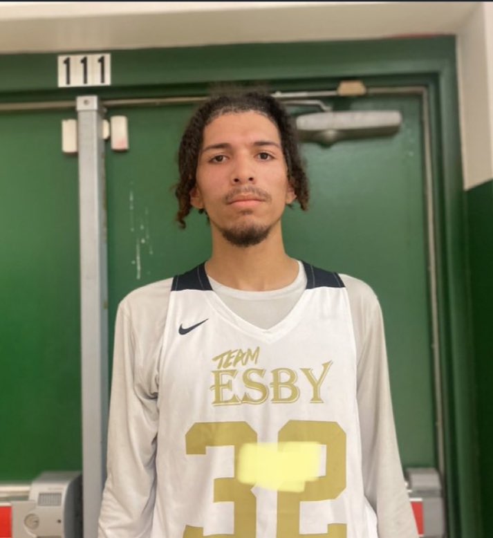 Trip to Kansas this weekend for the <a href="/PHCircuit/">Prep Hoops Circuit 🏀</a> PH Live tournament. Team <a href="/esbyathletics/">Coach Sean</a> will be doing what they love to do!! I can’t wait to see the outcome, let’s go boys!! If your there, you should check them out, that’s all I am saying!! <a href="/aapartee/">aidan partee(zero)</a>