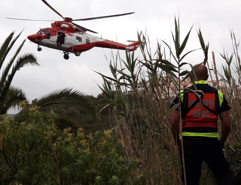 🆘URGENTE🆘 Coordinación con <a href="/ENAIRE/">ENAIRE</a> y <a href="/112canarias/">112 Canarias</a>, para intentar localizar a Carlos mediante el uso de helicóptero y nuestro dron para zonas de difícil acceso. COMPARTE.