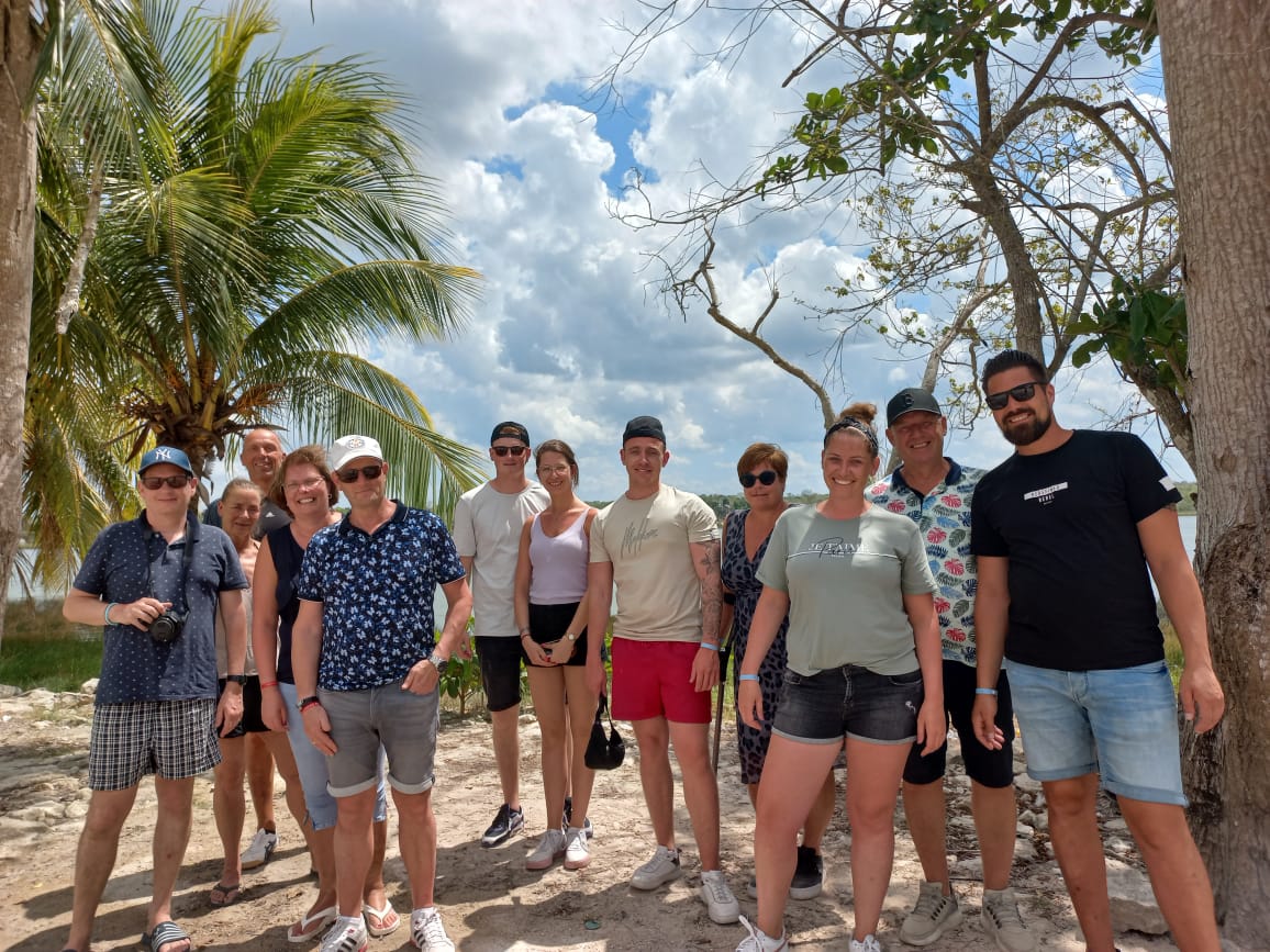 CobaMayan's tweet photo. Welcome to Coba Mayan Traditions ππ²π½πΈπ± @TUIGroup
#mexico #mayantraditions #cobamayantraditions #tuicollection https://t.co/hhgucS6pn2