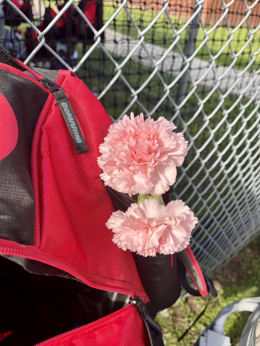 josiereedd's tweet photo. tonight’s game was one to remember. shout out to @FortFryeCadets for bringing the team flowers🤍 #33 was placed on helmets, along with flowers, which were her favorite position and number. this one was for you👼🏼 https://t.co/IS6vzHVSVH