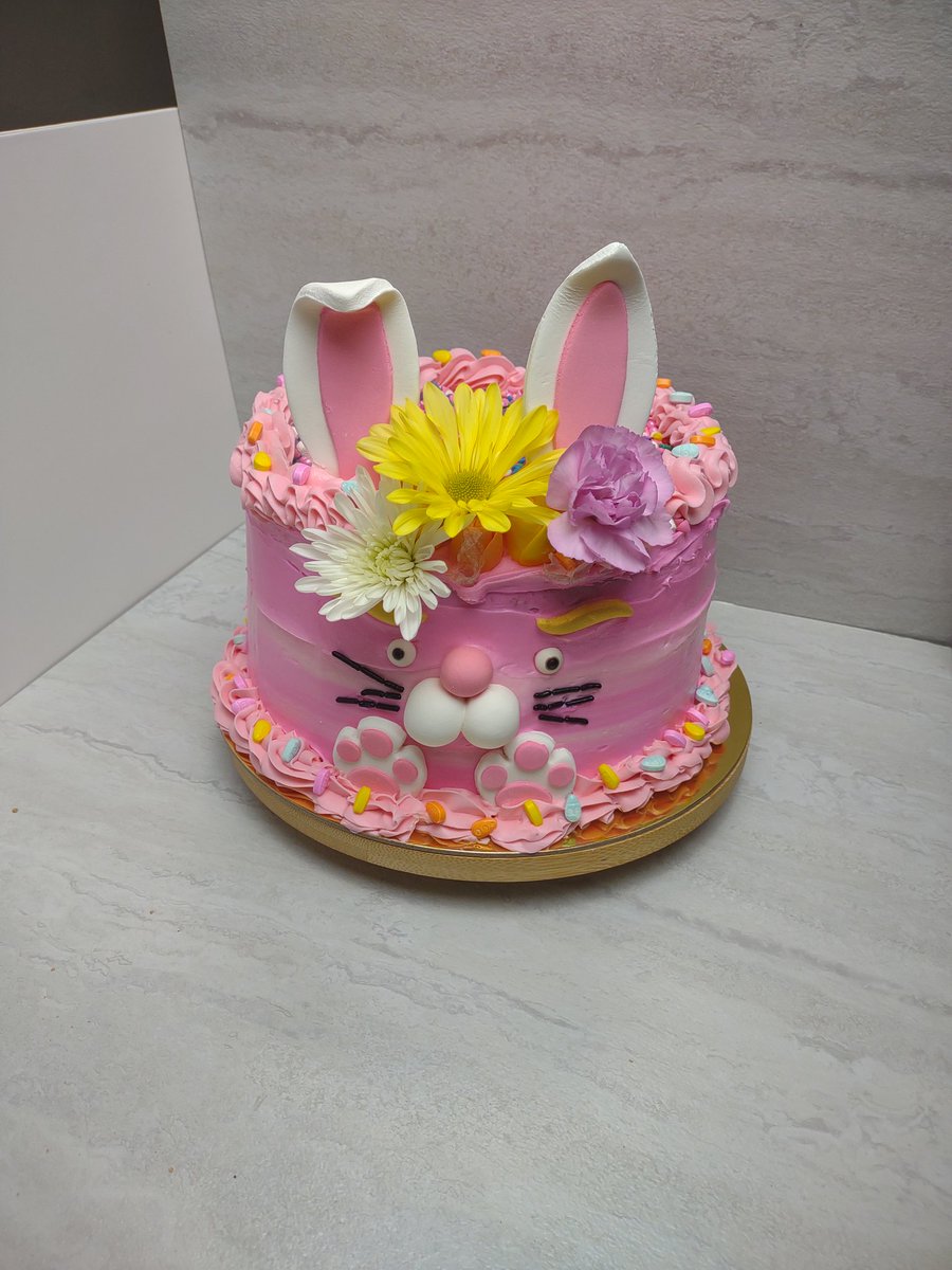 Easter cake which is delicious #baking