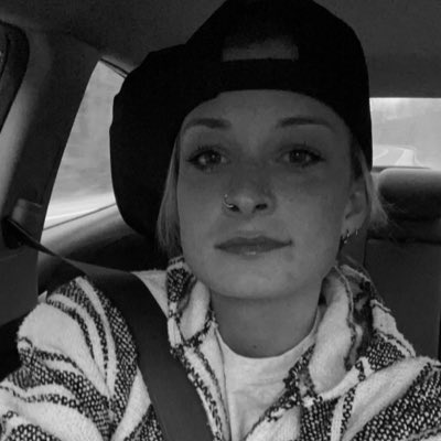 missblake97's tweet photo. #NewProfilePic https://t.co/xlR7itmfdy