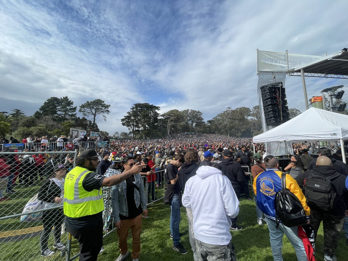 Hippie Hill was a movie!!! 🔥🔥🔥
Who else was in SF today?