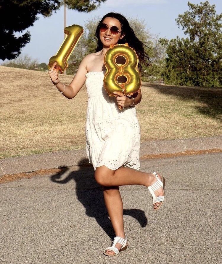 itzmirandaaaa's tweet photo. 8teen🎈 https://t.co/DNRfZdvPCq