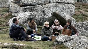 merlinpapin3's tweet photo. Ce soir sur @canalplus 2ème partie de soirée , le film #Archiepelago de #AlexeyTelnov (2021) avec #TomHiddleston #LydiaLéonard #AmyLloyd
@FredOL69007 https://t.co/SQrI6SrmJx