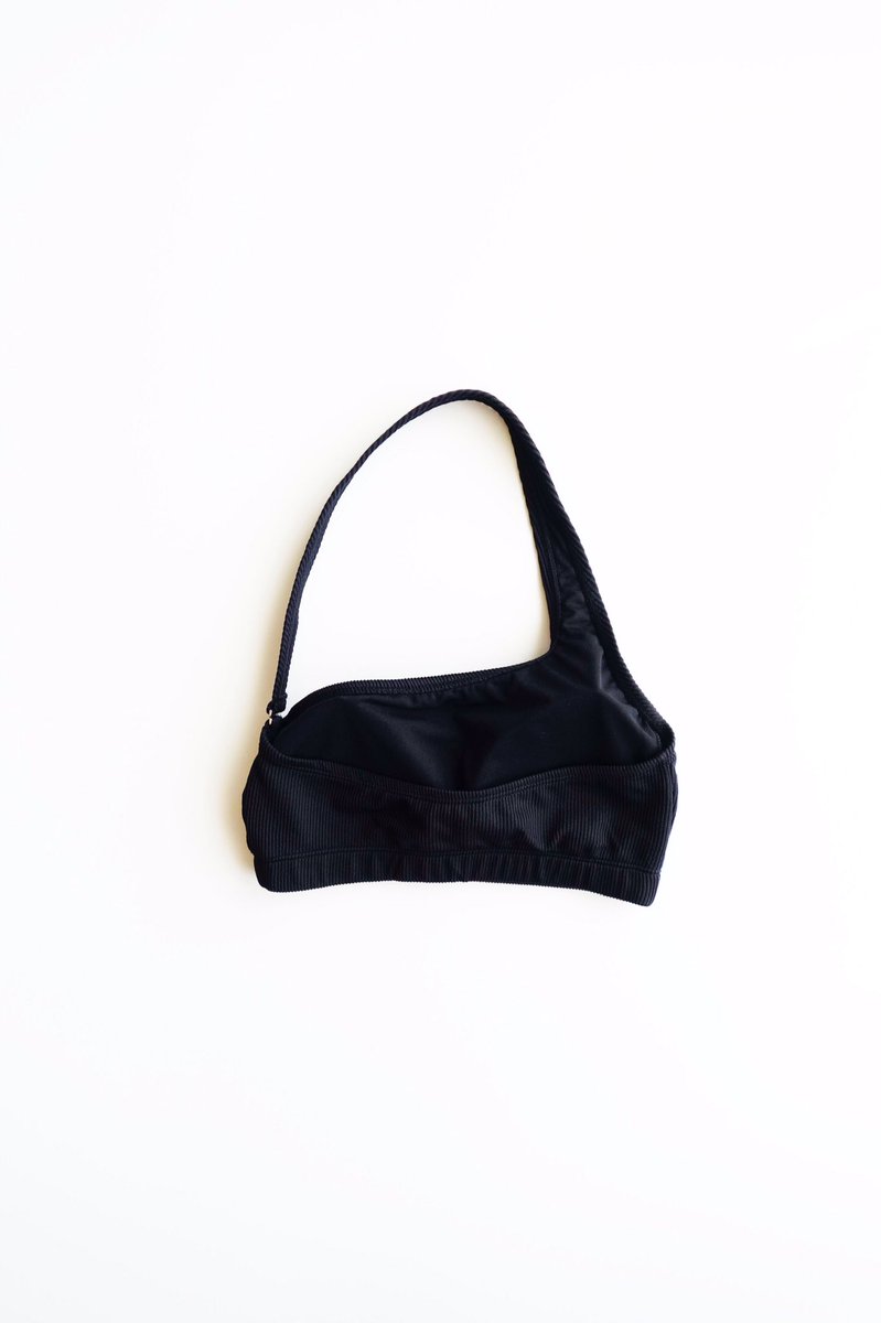 OFFICIALANNAHL's tweet photo. .
NEW ARRIVAL 
4/22 13:00-発売
. 
【  Halter Neck Bikini 】

¥7,150(in tax)
.
.
#ANNAHL https://t.co/dQoXyBW7zu