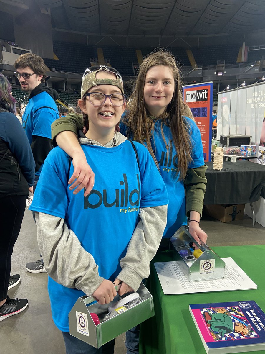 WarriorprideGO's tweet photo. Winfield had a pretty awesome experience at Build My Future today! Thank you to everyone that made this event possible! #BuildMyFutureSTL https://t.co/bynfqRoLFa