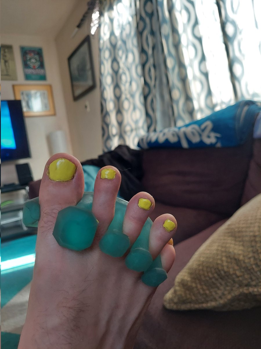 AllSeeingOtis's tweet photo. @RebeccaHLatham @NewMexicoUTD @blackdiamondsnm @TheCurseNM Test run. Amazing paint and the yellow is 🌞😎 https://t.co/LgChZtLtxe