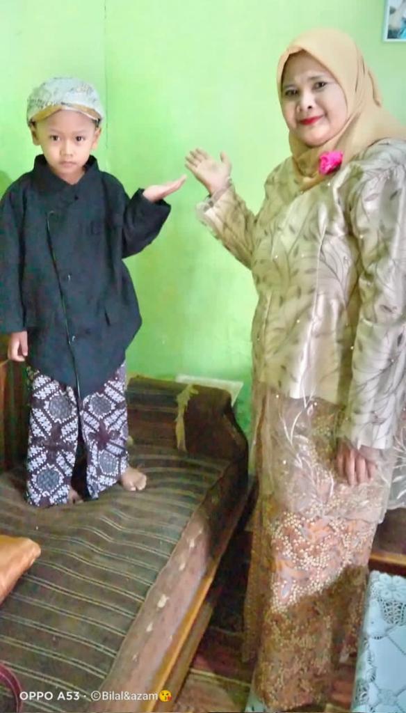 Selamat hari Kartini🥳
Ibu Kartini adalah contoh perempuan hebat yang tidak pernah bilang TERSERAH pas lagi MARAH😎
~mamas sama mbah uti