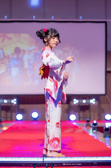 Twitterのコスプレ画像46