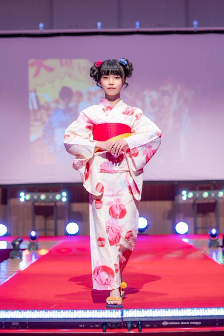 Twitterのコスプレ画像44