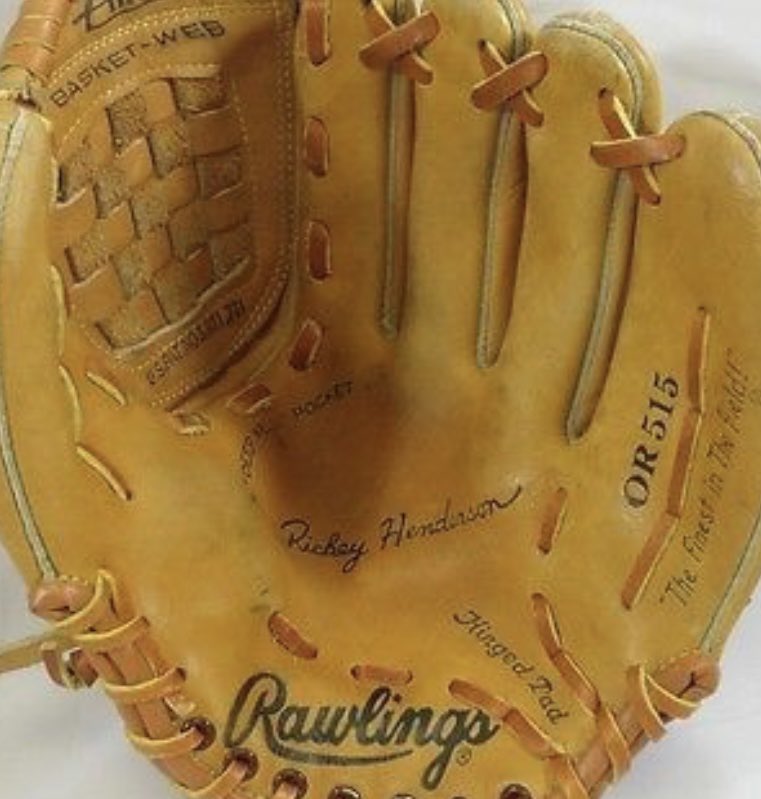 80sSportsNStuff's tweet photo. The name on your glove was a big deal… https://t.co/vIqOvjfbYi
