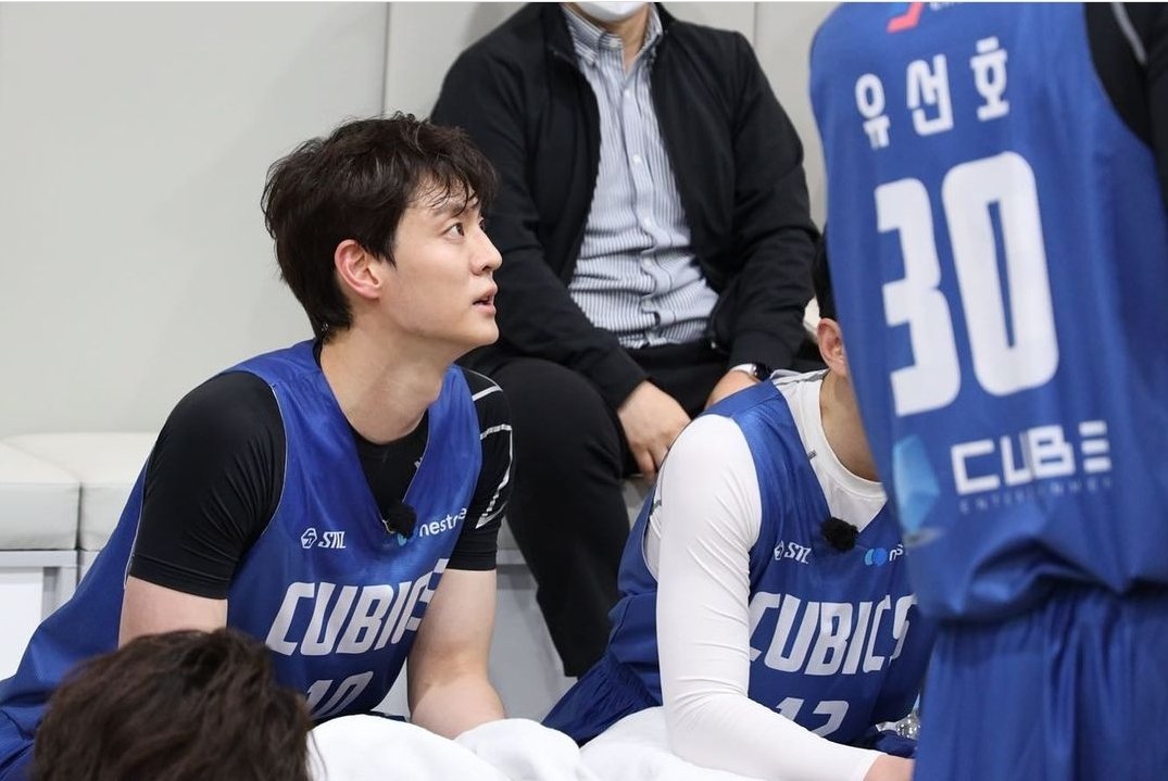 ForMoonSuinn's tweet photo. #SuInnStagram IG: suinn92 [2021.04.20] (1)

 우리 #큐빅스 최고💙

 👉https://t.co/9VIS6DudWO

กด ❤ และคอมเม้นให้พี่ซูอินกันค่า

#มุนซูอิน #문수인 #MOON_SUIN #MoonSuIn #MoonSuInn https://t.co/iBlCicgU73