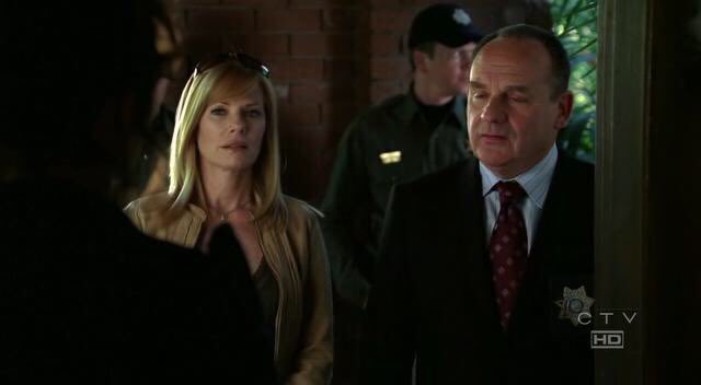 #CatherineWillows: “Okay, come on, Jim, give it up. I know you know something about Grissom and Lady Heather.”

#JimBrass: “I know something a lot juicier than Grissom and Lady Heath ...”
😂😜

When do you think Jim knew about #GSR? #GilGrissom #SaraSidle  #CSI