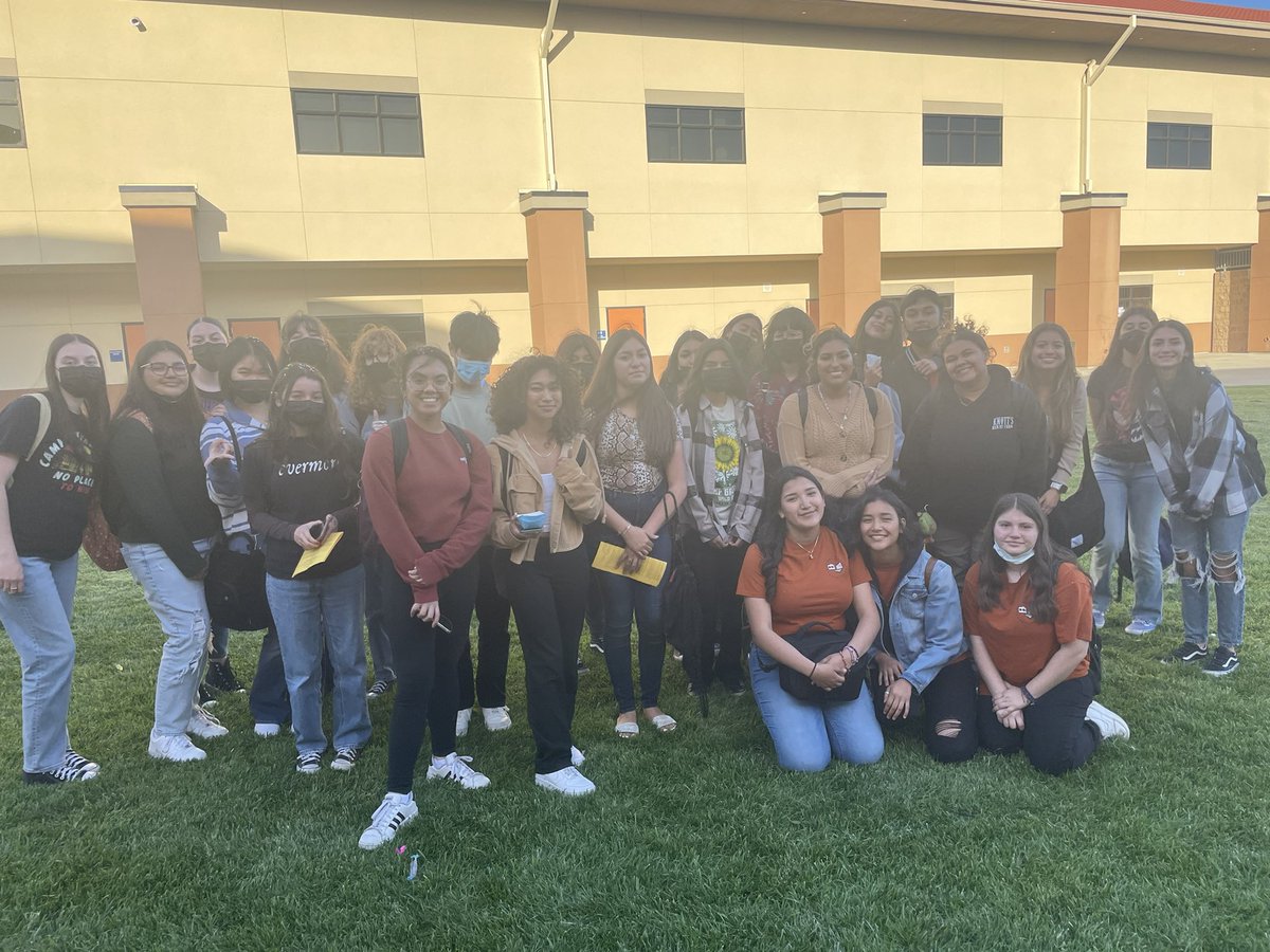 orangevistayrbk's tweet photo. What a fun team building day! Can’t wait to see these new members of the View Yearbook Staff out there taking photos and covering events for the remainder of the year! Today was great to bond with our current and new staff members! #WEAREOV #buyyouryearbook #seeyouatprom https://t.co/MZOXbfeV1Z
