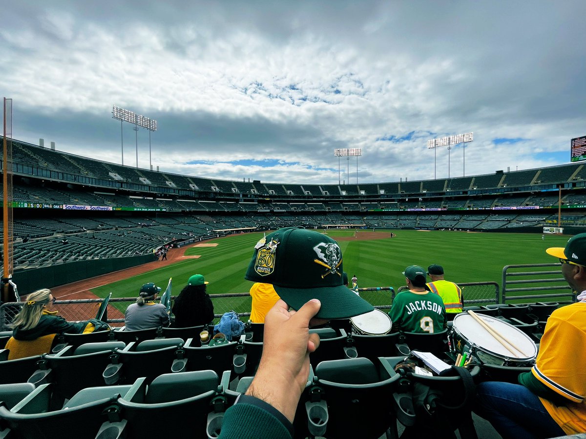 GabrielG_16's tweet photo. @HatClub The opportunity to rock this hat was the only good thing about today’s game. https://t.co/IIcmYyuEcP