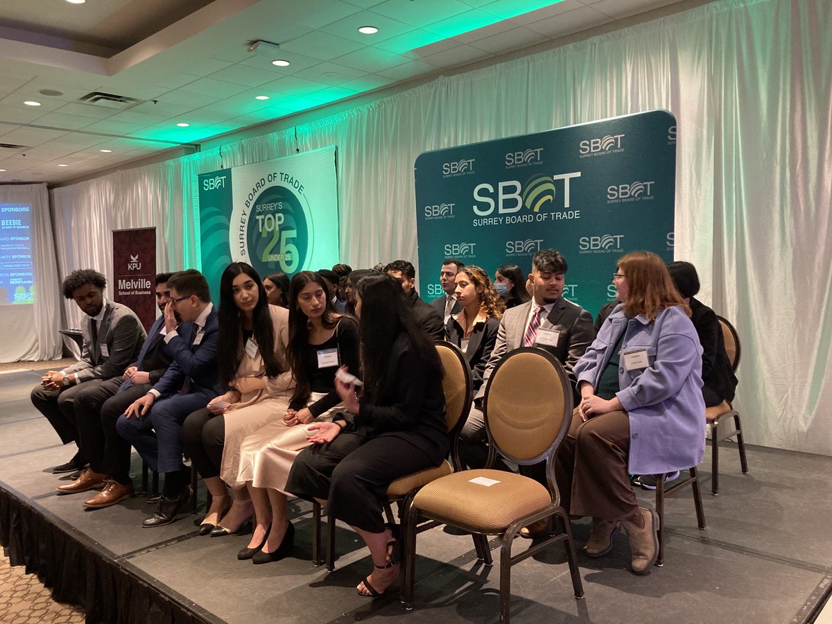KerrColleen's tweet photo. So happy to be at the Surrey Board of Trade’s Top 25 Under 25 awards event!! ⁦@SteveDooleySFU⁩ ⁦@JackiTokaryk⁩ ⁦@SBofT⁩ amazing youth being honoured! ⁦@SolidStateCoop⁩ https://t.co/ELqmZmsyGm