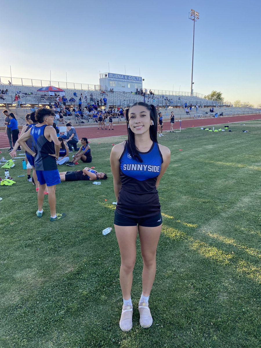 Sunnyside_Track's tweet photo. Mia Fimbres places 1st in the discus at Buena this afternoon! Great job stud!!!! #TrackDevils #MC22 https://t.co/5VoW2UhzNF