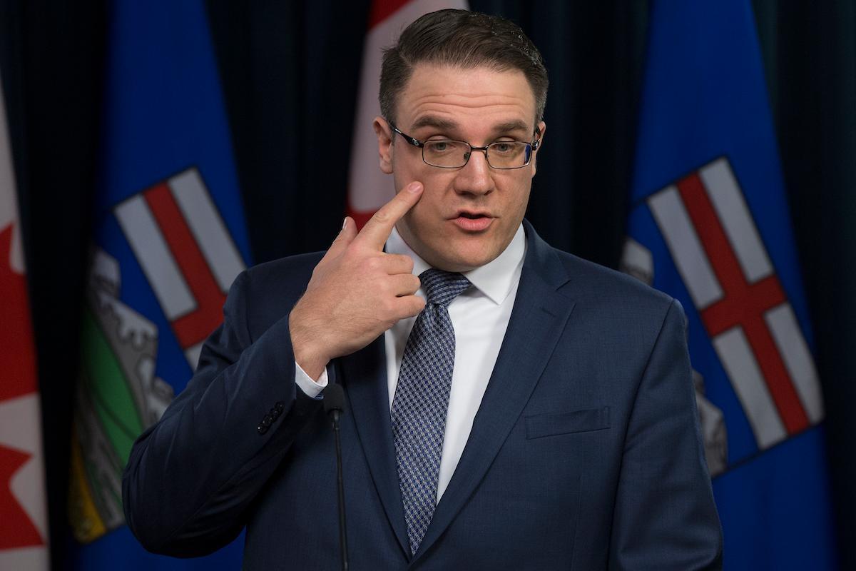 Alberta house leader Jason Nixon accused of trying to intimidate opponent in chamber edmontonjournal.com/pmn/news-pmn/c…