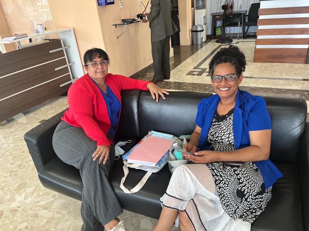 codobiord's tweet image. En visita del palacio en busca de ver al presidente ⁦@luisabinader⁩