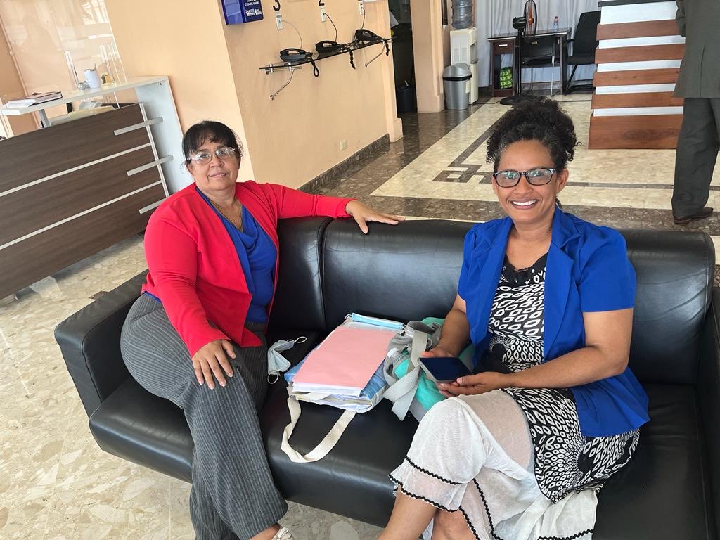 codobiord's tweet image. En visita del palacio en busca de ver al presidente ⁦@luisabinader⁩