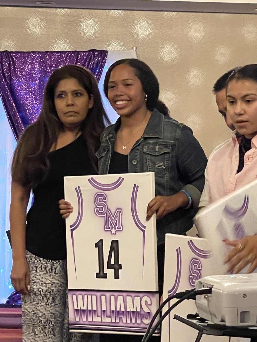 denishapresley's tweet photo. Most wins in the “6A history” of the program. It was a #GD2BR and tons of fun celebrating our amazing Lady Rattler basketball program tonight. Mark my words. These women are smart, powerful, confident, determined and resilient. They are going to change the world! Just watch! 🐍⬆️ https://t.co/d4gARF9KS7