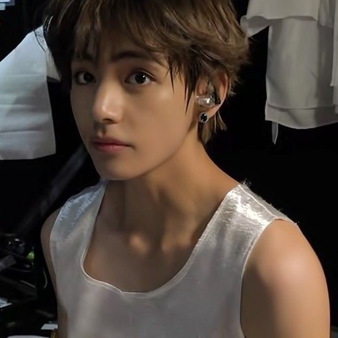 _jinternity_'s tweet photo. Mind empty 
Just thoughts of this Taehyung and just him https://t.co/yoo7euSyuv
