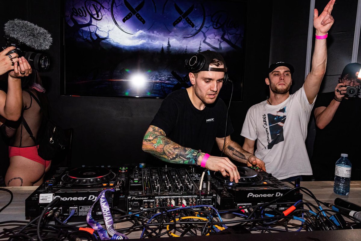 DicedUPdubs's tweet photo. Just a few 📸 from the last @HecticEvents show 😎 
Catch the massive bass faces happening 😡😡😡 https://t.co/gd5AfpcwWp