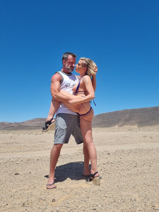 Thank you for today @KylaKeysXXX  great hardcore shoot 👍xx https://t.co/VPIfmOl3Wm<a class="tags" href="/tag/kylakeysxxx">@kylakeysxxx</a><a href="/tag/hardcore"class="tags"><span>#hardcore</span></a><a href="/tag/anal"class="tags"><span>#anal</span></a>