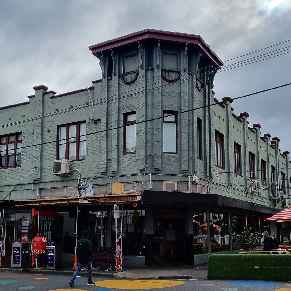 Another #throwbackthursday with @forgottenforgotten footscray. 

This week, Woods Drapers on the corner of Anderson and Ballarat Streets in @yarraville_village.