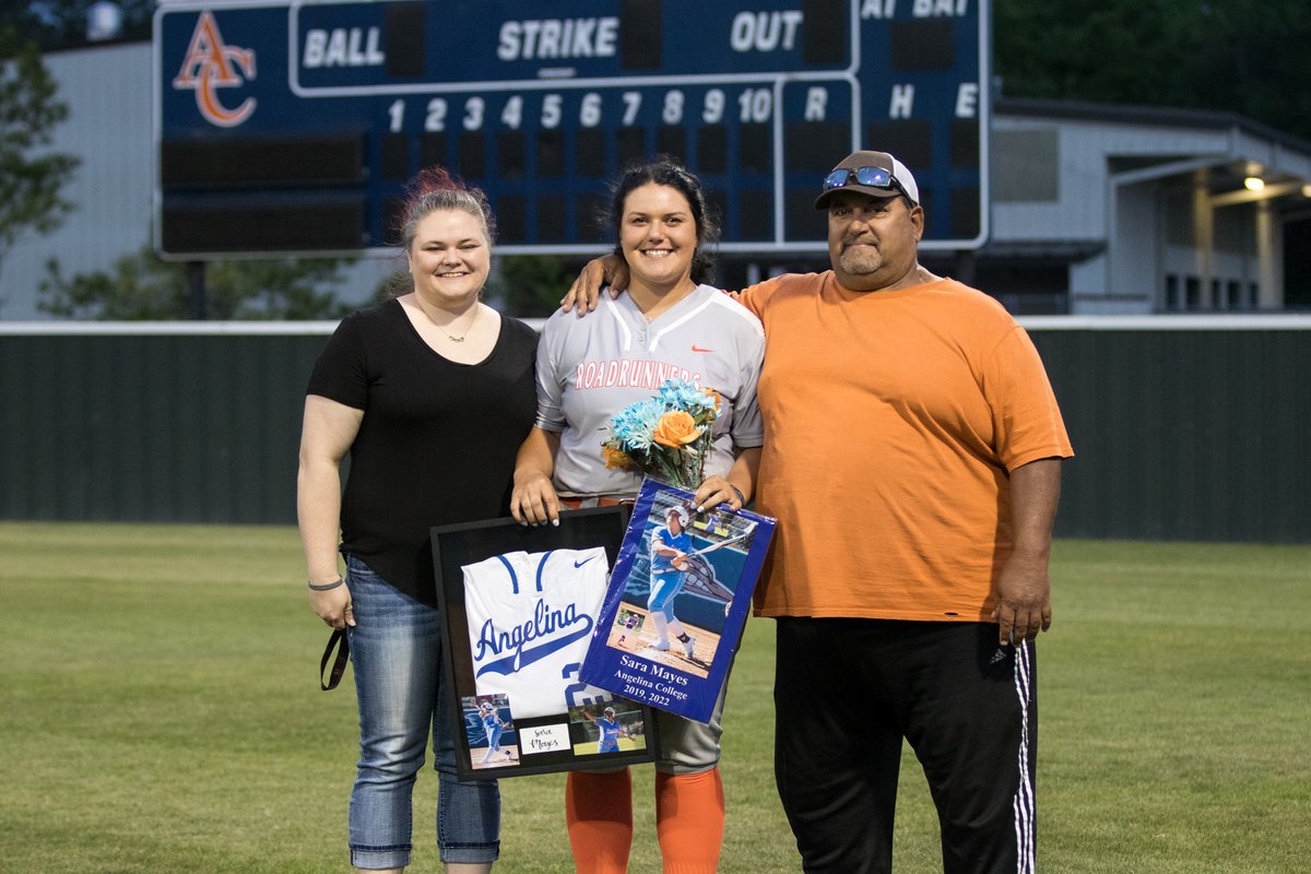 SOPHOMORE SARA: The Lady Roadrunners recognized Sara Mayes during a Sophomore Night ceremony on Wed. Mayes, who leads the team in HRs, helped the 2019 AC team to a runners-up finish in the national tournament. <a href="/angelinacollege/">Angelina College</a> <a href="/ACRunnersSB/">Angelina College Softball</a> <a href="/Coach_Mckelvey/">Randy Mckelvey</a>
