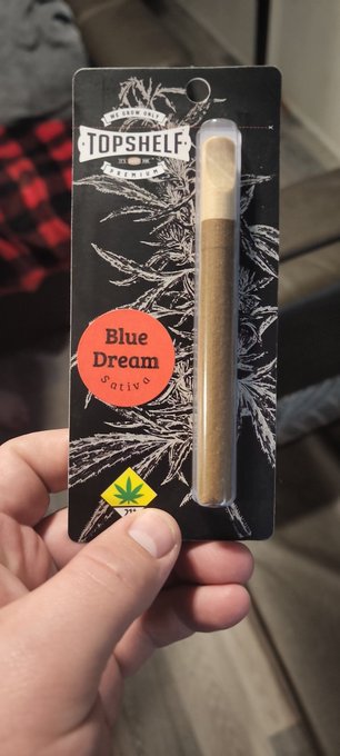 Happy 420 fellow stoners. #420life #stoner https://t.co/BOnPK80Eoh<a href="/tag/420life"class="tags">#420life</a><a href="/tag/stoner"class="tags">#stoner</a>