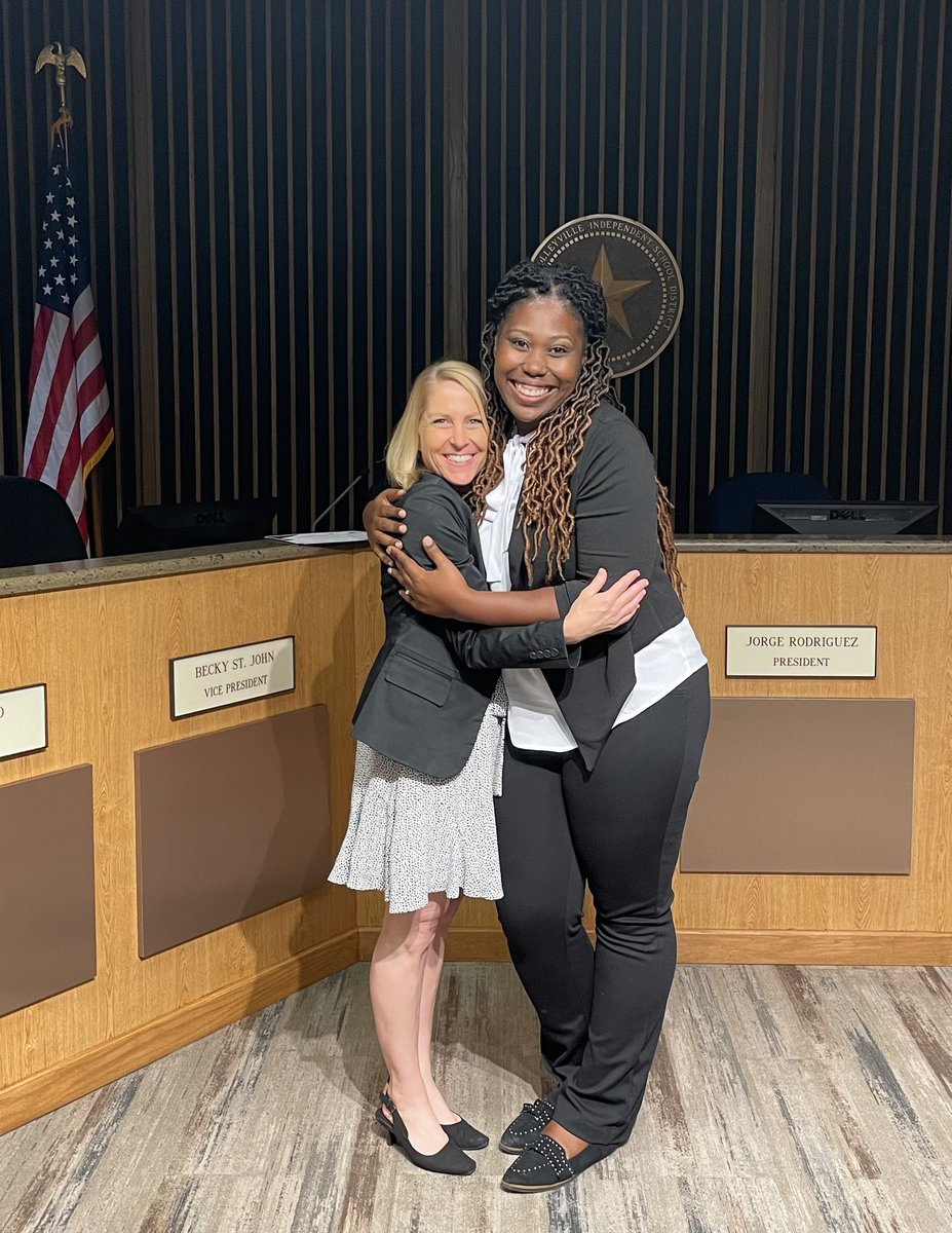 DRDickerson2's tweet photo. I officially graduating from the first Future Ready Leadership Academy. It was great working and presenting alongside with Heather &amp; Alex on our Capstone Project! 
A special thanks to @LNormTeach, @DrG_TylerISD, and @Shiver_GCISD for the opportunity! https://t.co/W2u9hdY9Cm