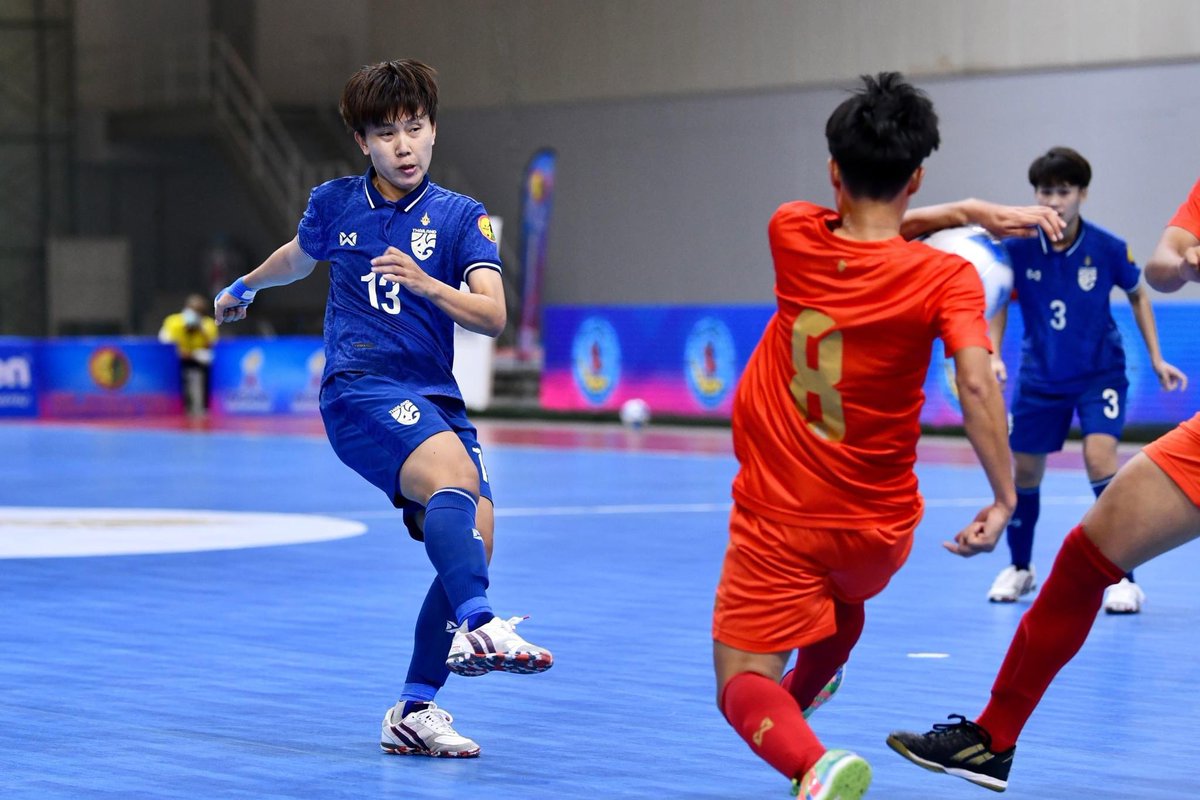 Changsuek_TH's tweet photo. #FutsalUpdate ฟุตซอลหญิงไทย ถล่ม เมียนมา 7-0 ประเดิมศึก NSDF
อ่านเพิ่มเติม : https://t.co/6o8vjDv2Nk
#ช้างศึก #บอลไทย #ฟุตซอล #ฟุตซอลไทย #Thailand #FutsalThailand #ฟุตซอลทีมชาติไทย #Seagames #ซีเกมส์ #ฟุตซอลหญิง https://t.co/aZZx4eWoLI